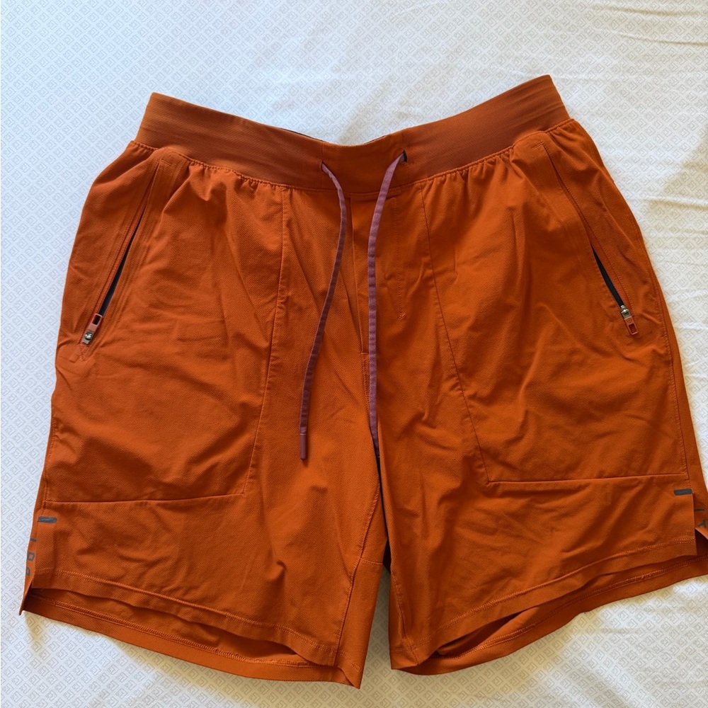 Men's Lululemon LTT Burnt Orange Athletic Shorts (L)